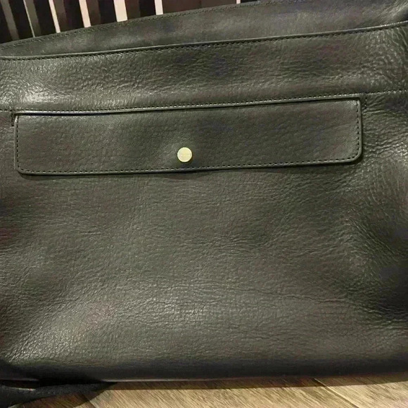 🌟RARE BLACK🌟SHINOLA E/W East West
Messenger Bag  Navigator Leather Laptop - Picture 7 of 16